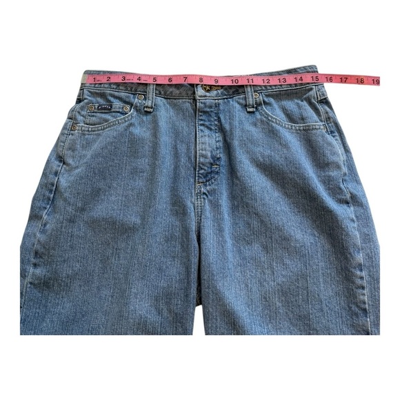 Lee Riders Women’s Light Wash Jean Shorts - Size 10 - Picture 6 of 11